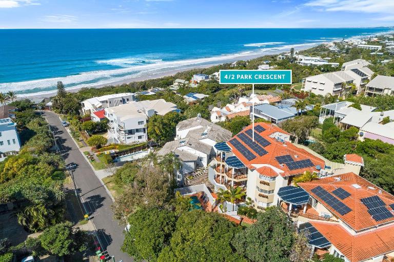 4 Parkshores Coastal Retreat Close to Beach Private Outdoor Spaces - B&B Sunshine Beach