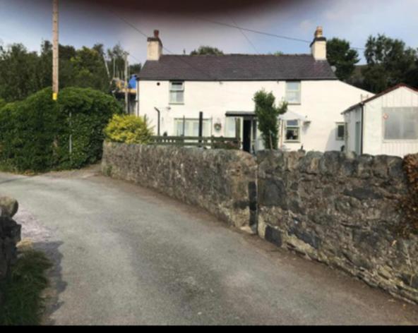 Bryn Pistyll 2 bedrooms Bethesda - B&B Llanllechid