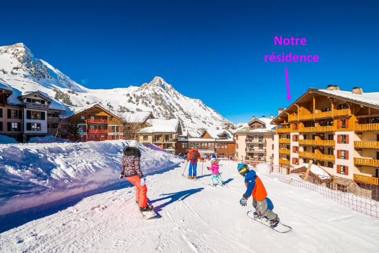 ALPS les ARCS 1950 Prince des Cimes, ski-in out,swimming pool, sauna, shoes dryer - B&B Bourg-Saint-Maurice