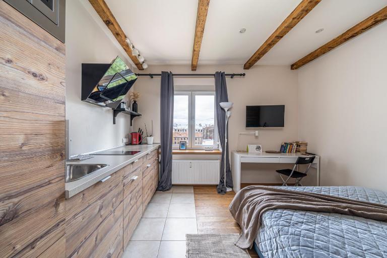 Trendy Top-Floor Stay in Heart of Riga, Near Bars & Culture - B&B Riga