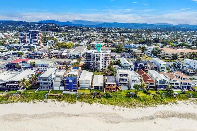 Beach Palms Holiday Apartments - B&B Gold Coast