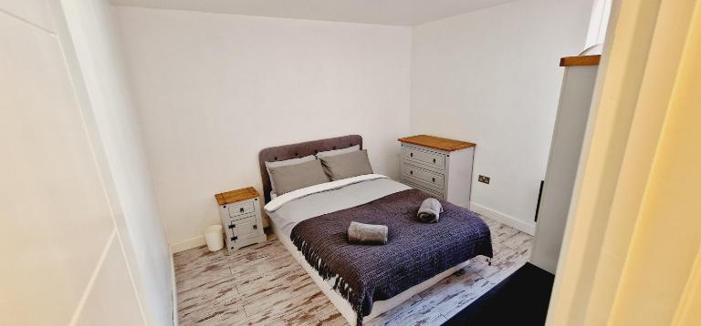 City centre lovely Apartment with the Cheapest Overnight Parking - B&B Leicester