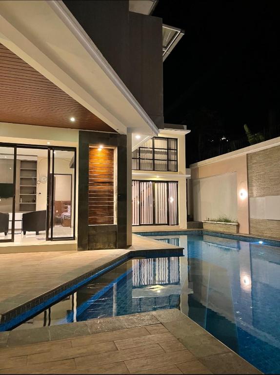 Blue Breeze Villa - B&B Lajor