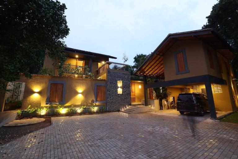 Villa Ananta - 2 Bedrooms with Pool - B&B Hikkaduwa