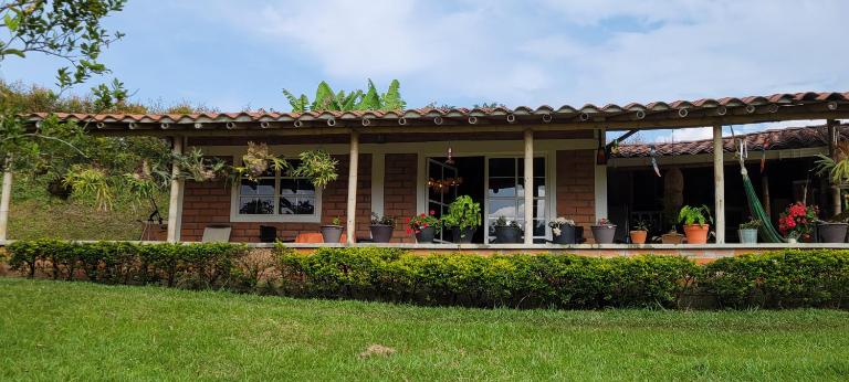 Finca El Peñol - B&B Guatapé