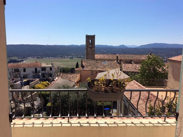 Hauts de st pierre belle terrasse Fayence - Chambres d'hôtes Fayence