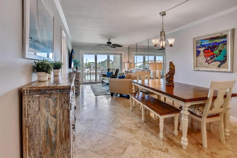 Land's End 4-303 Bay Front - Premier - B&B St. Pete Beach