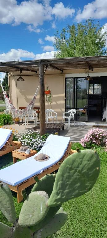 Primero de Abril - Bed and Breakfast General Belgrano