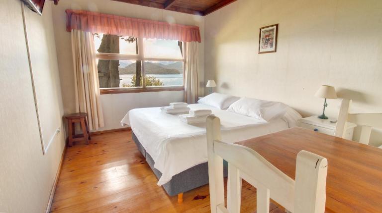 Hosteria Belvedere - B&B Villa La Angostura