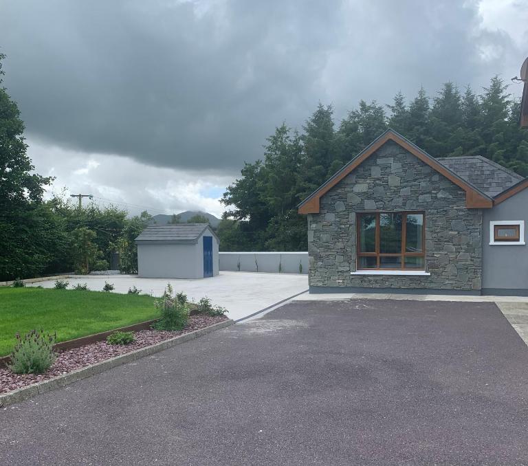 Mountain View Apartment - B&B Killarney