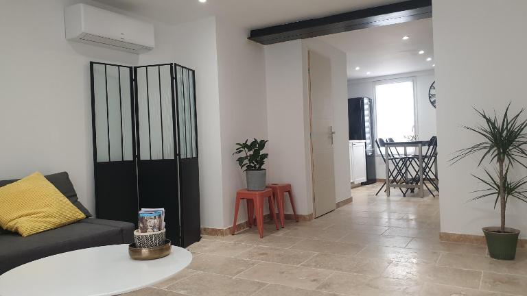 Maison avec cour privée Clim Centre historique - Ferienwohnung Avignon