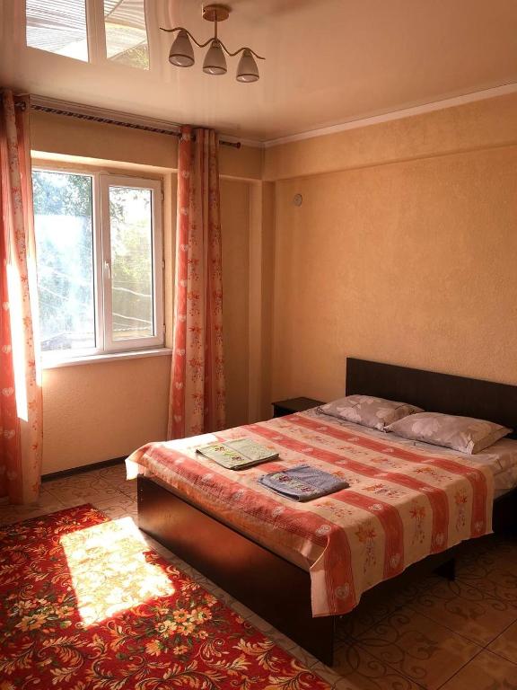 Adilet Fatima Guest House - Chambres d'hôtes Bichkek