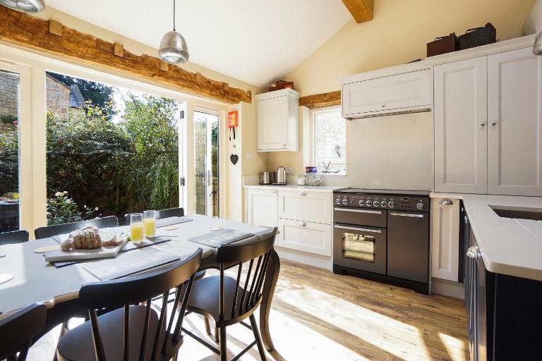 Grooms Lodge, Chipping Campden - Taswell Retreats - Bed and Breakfast Chipping Campden