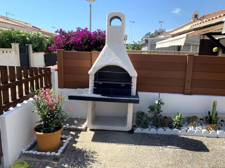 Maisonnette chaleureuse au pied du port - B&B Port Leucate