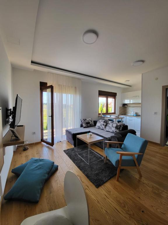 Studio 5 Suri - Zlatibor - Bed and Breakfast Zlatibor