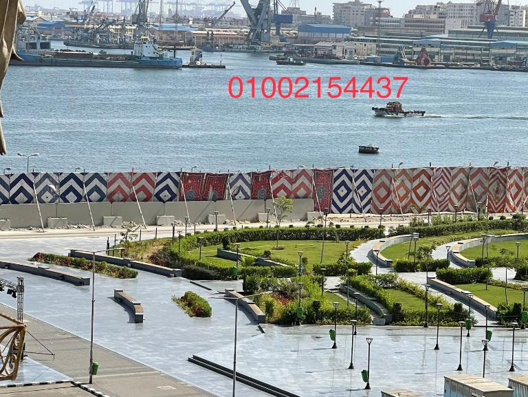 شقة 714سوبر 3 غرف مطله علي قناة السويس بورسعيد - B&B Puerto Saíd