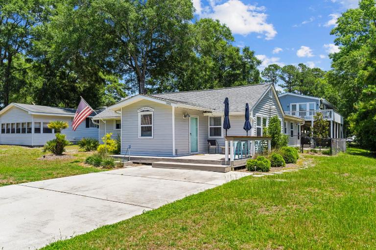OIB29 Gone Intracoastal - B&B Ocean Isle Beach