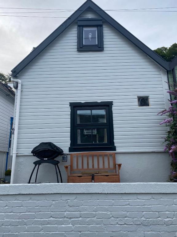 3 bedroom cosy cottage in Lamlash, Isle Of Arran - B&B Lamlash