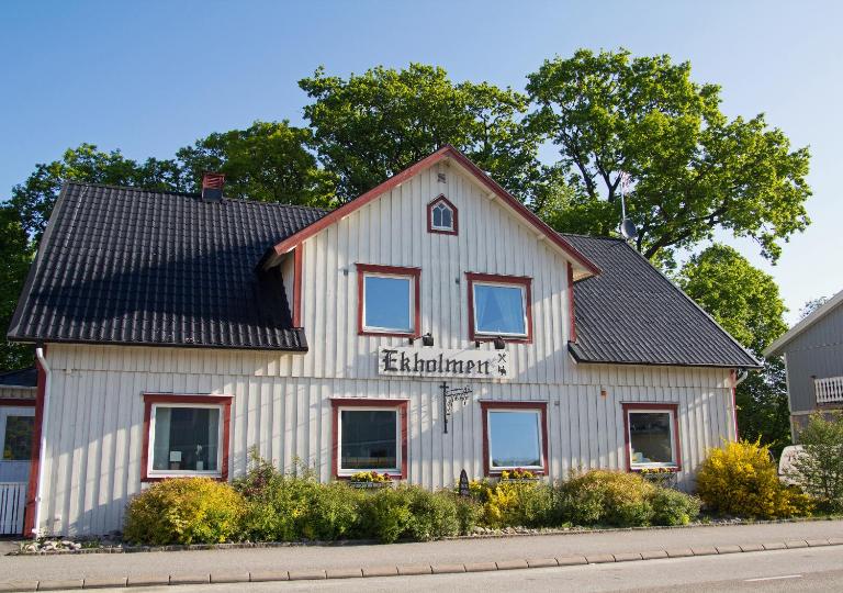 Pensionat Ekholmen - B&B Vessigebro