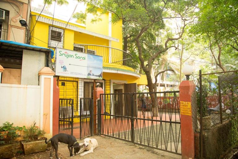 Srujan Sarai Service Apartment - Ferienwohnung Mumbai