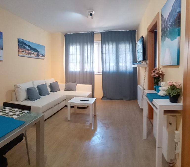 GRAN MARIBEL ARTTYCO, Piscina y Sauna - Ferienwohnung Sierra Nevada