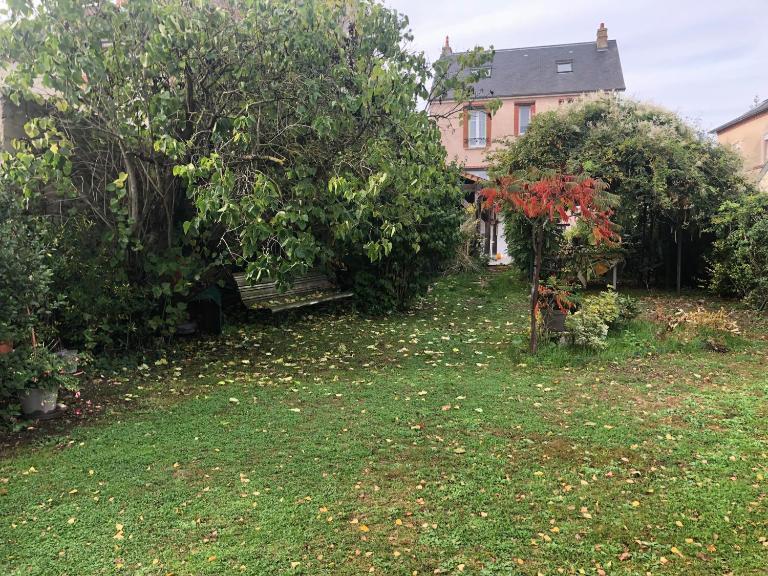 Villa l'INSOUCIANCE en Champagne - B&B Vincelles