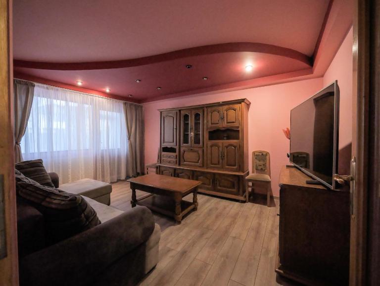 LUXURY Ultracentral - B&B Curtea de Argeş