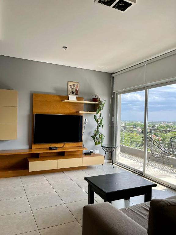 Departamento moderno y céntrico con Parking subterráneo incluido! - Ferienwohnung Junín