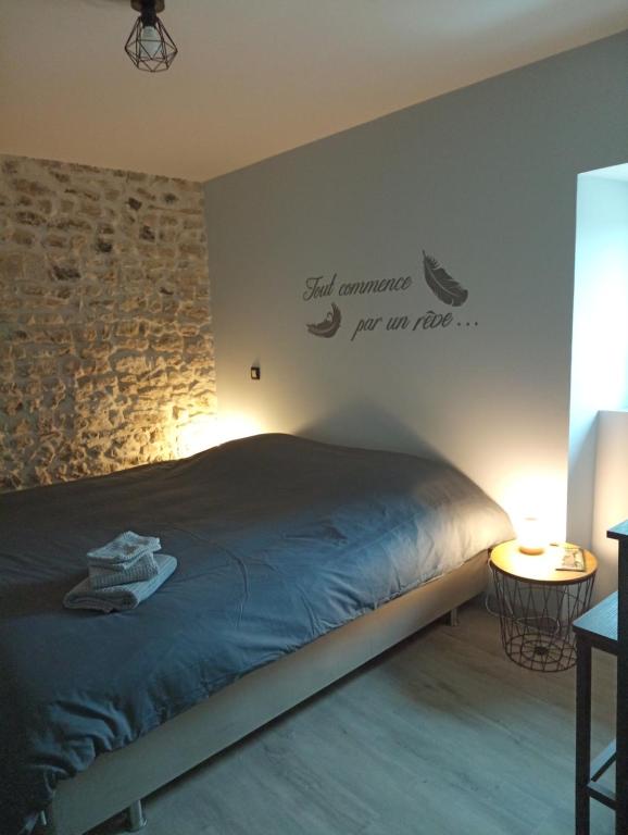 La poule aux oeufs dort - Ferienwohnung Soudan