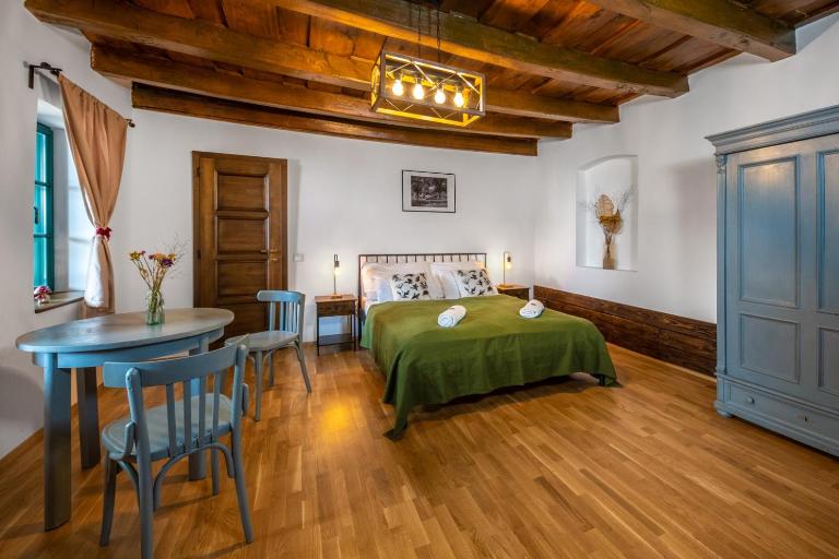 Ferrata Vár Vendégház - B&B Csesznek