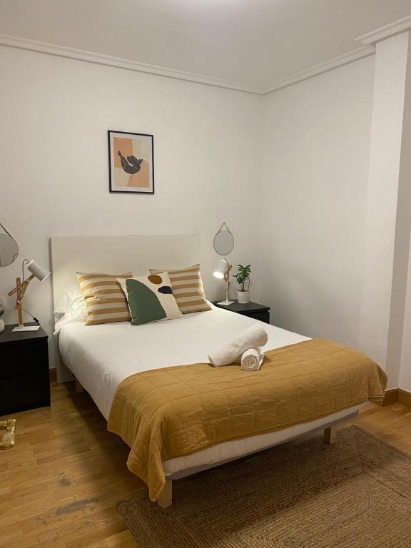 Apartamento Amplio y Central a pie de Playa la Concha - Ferienwohnung Donostia / San Sebastián