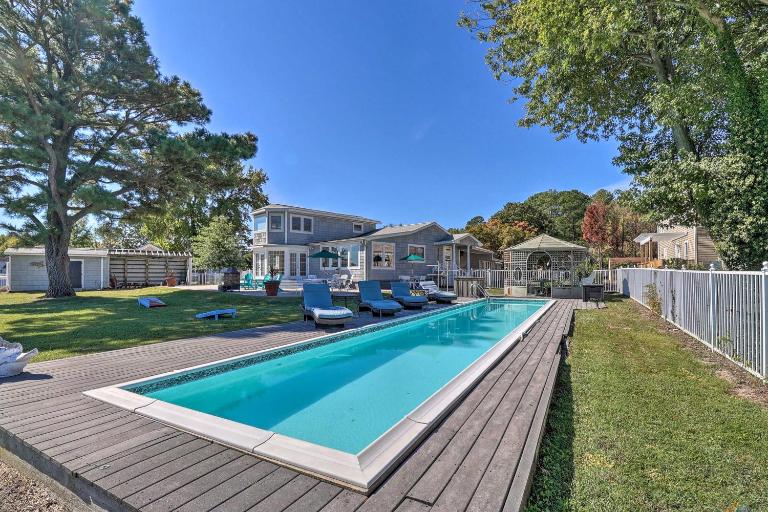 Grasonville Home w/ Private Pool on the Water - B&B Grasonville