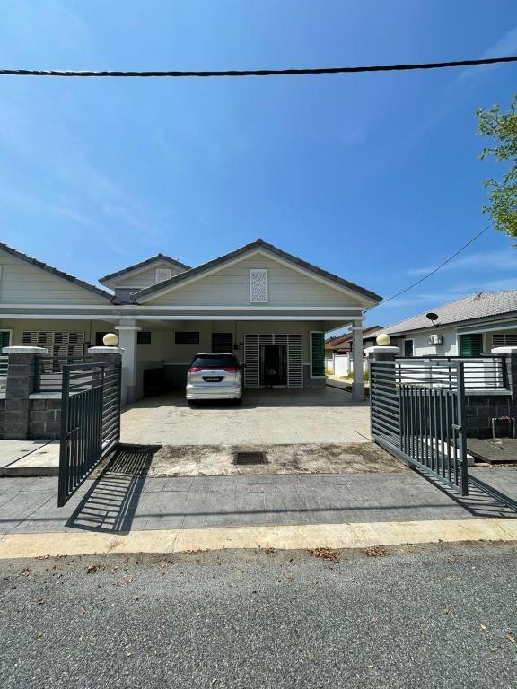 Family Holiday Home With Wifi & Netflix - B&B Sungai Petani