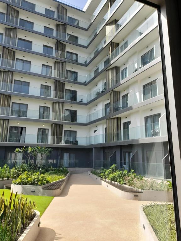 The Lennox D-Plus Apartments - B&B Accra