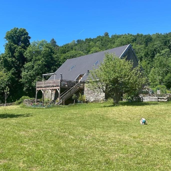 Grand gite avec spa ouvert toute l'année : La grange de Loey - Chambres d'hôtes Méallet