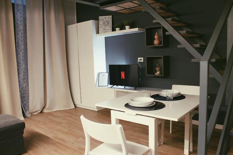 YR Apartments Città Studi - Modern Loft, 3 Min Walk to Duomo Bus - B&B Milano