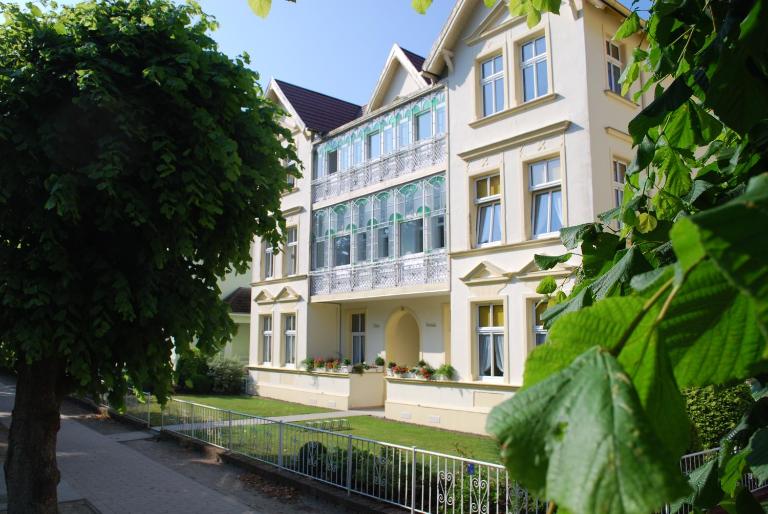 Haus Wanda App .02 - Ferienwohnung Ahlbeck
