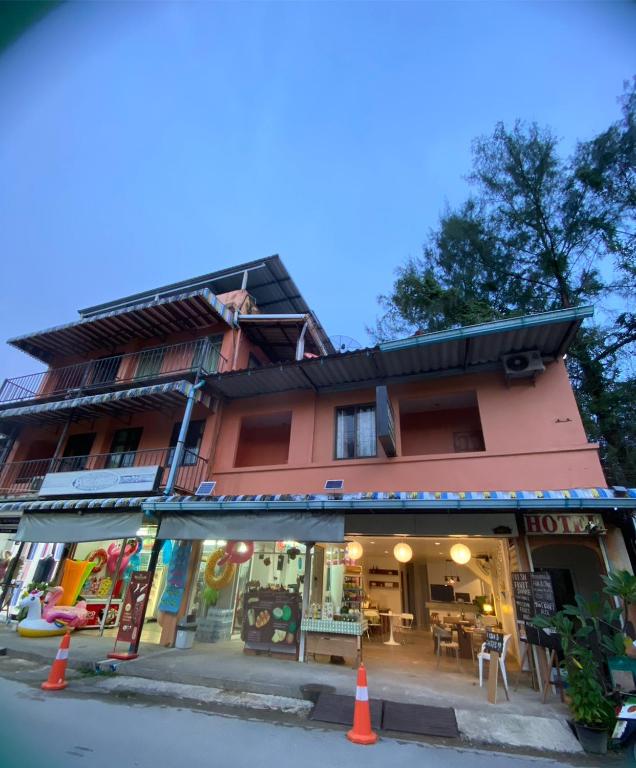 The Sandy House Khaolak - Chambres d'hôtes Ban Khao Lak