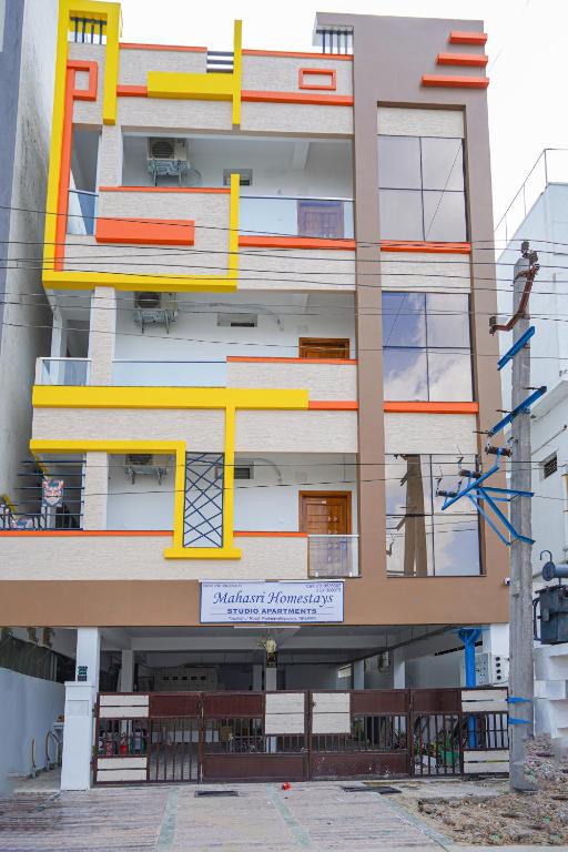 MAHASRI Studio Apartments- Brand New Fully Furnished Air Conditioned Studio Apartments - B&B Tirupati