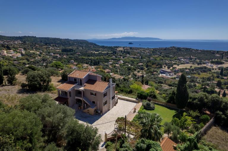 Vivian's Villa - Endless View - Ferienwohnung Svoronáta