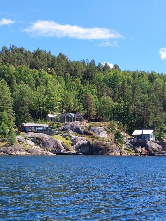 Perle ved sjøen! Ny hytte på 90m2. - B&B Kragerø