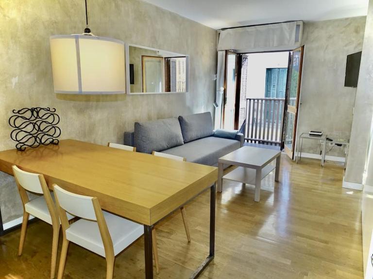 Precioso apartamento junto a la Plaza Mayor - B&B Madrid
