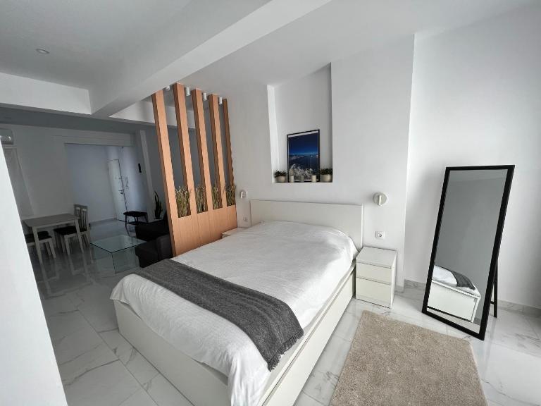Modern 1-bedroom apartment in the city center - B&B Salonicco