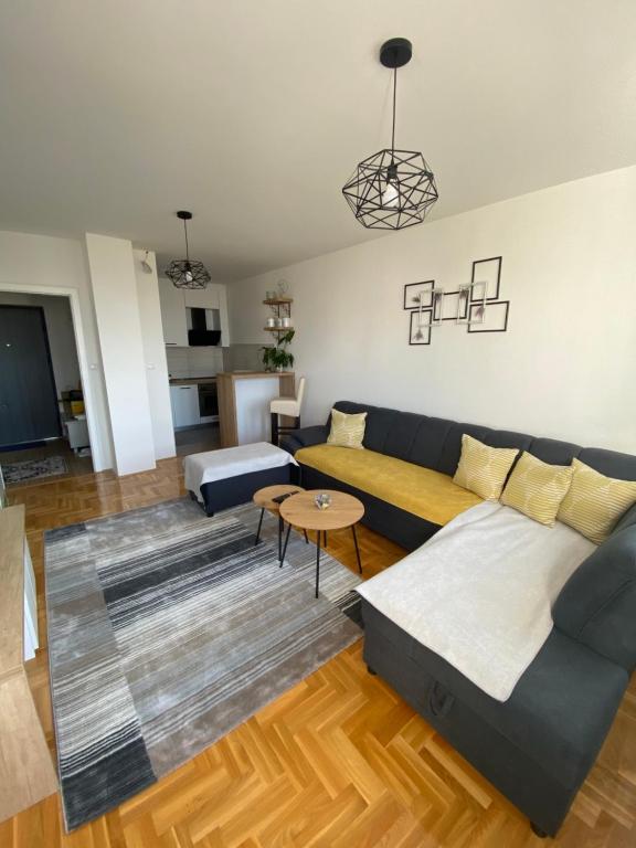 Apartman Centar 19 - B&B Lukavica