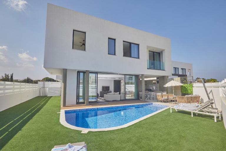 Almaria Villas - B&B Protaras