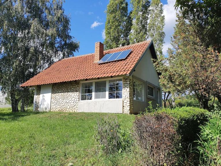 Kućerak Višnja - B&B Manđelos