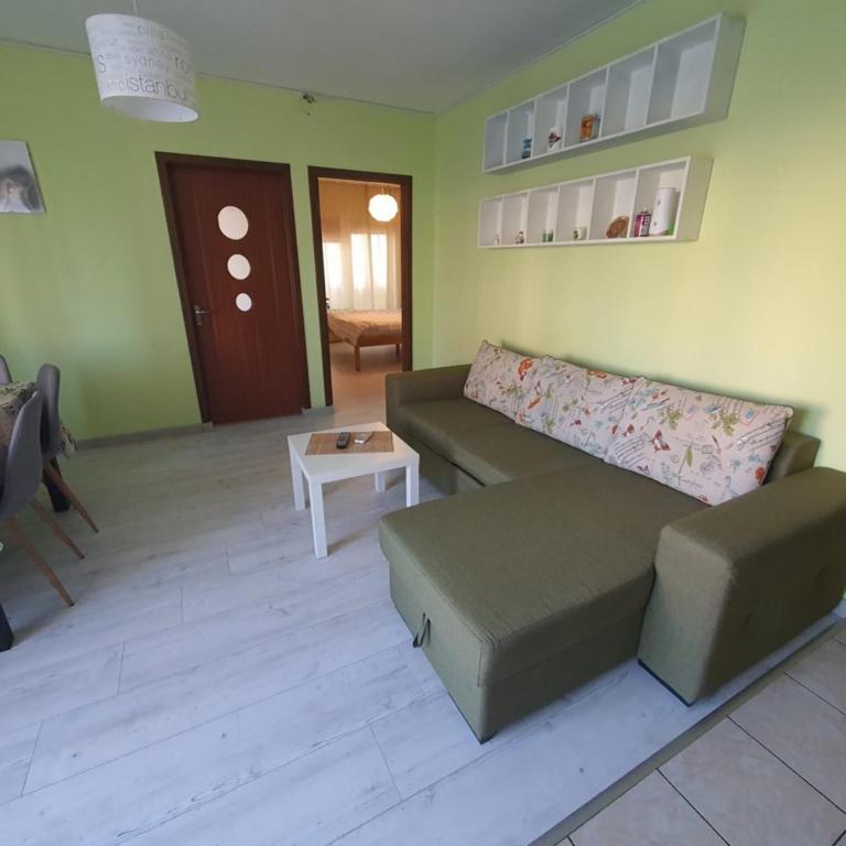 Oscar's Apartment - Bed and Breakfast Floreşti