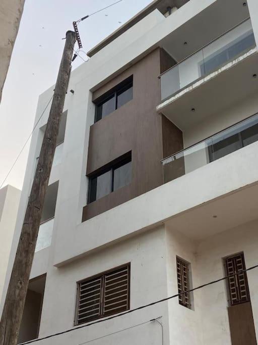 Superbe Appartement avec Place parking libre - B&B Dakar