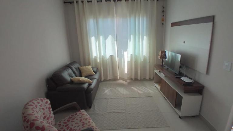 Casa aconchegante com piscina e bem localizada - B&B Foz do Iguaçu
