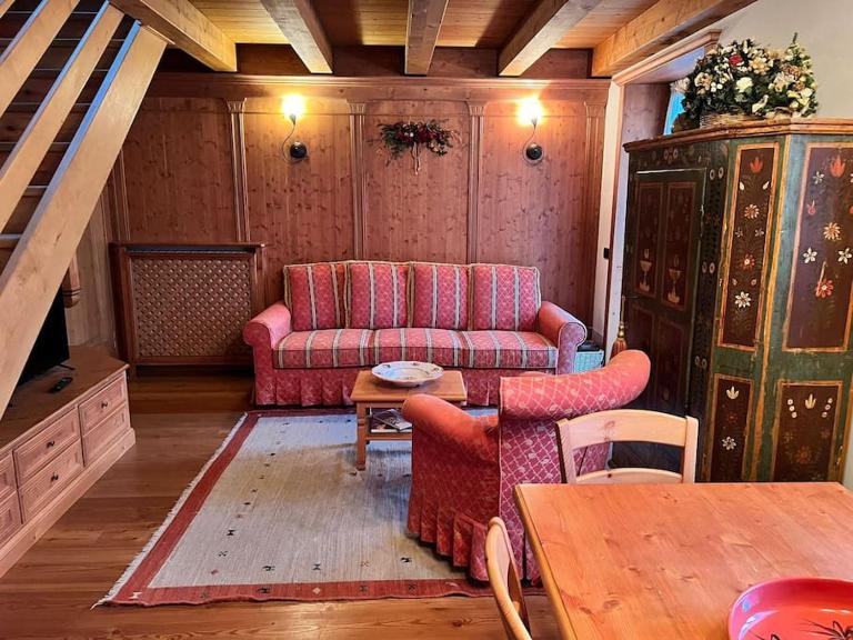Mansarda su due livelli nel cuore delle Dolomiti - Chambres d'hôtes San Vito di Cadore